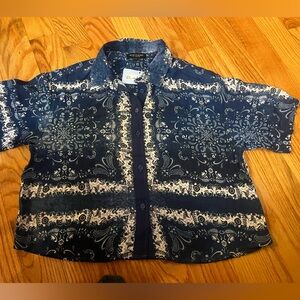 Velvet Heart Blue and White paisley size small